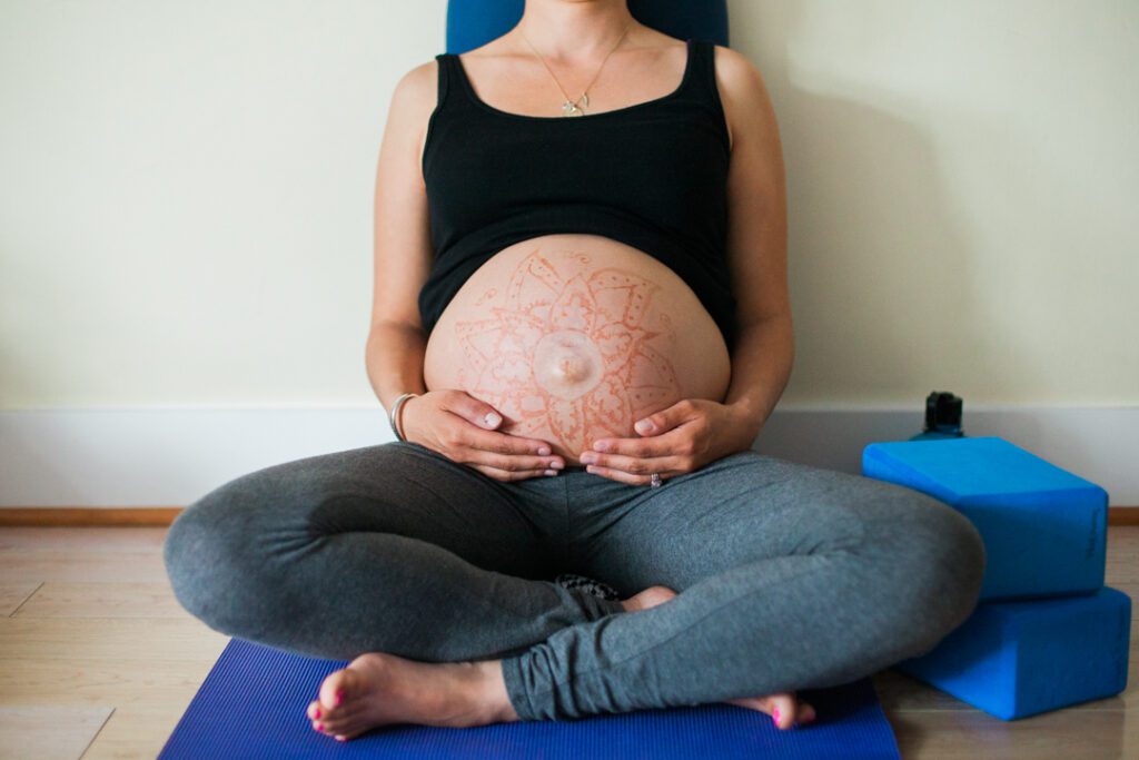 raleigh maternity photographer