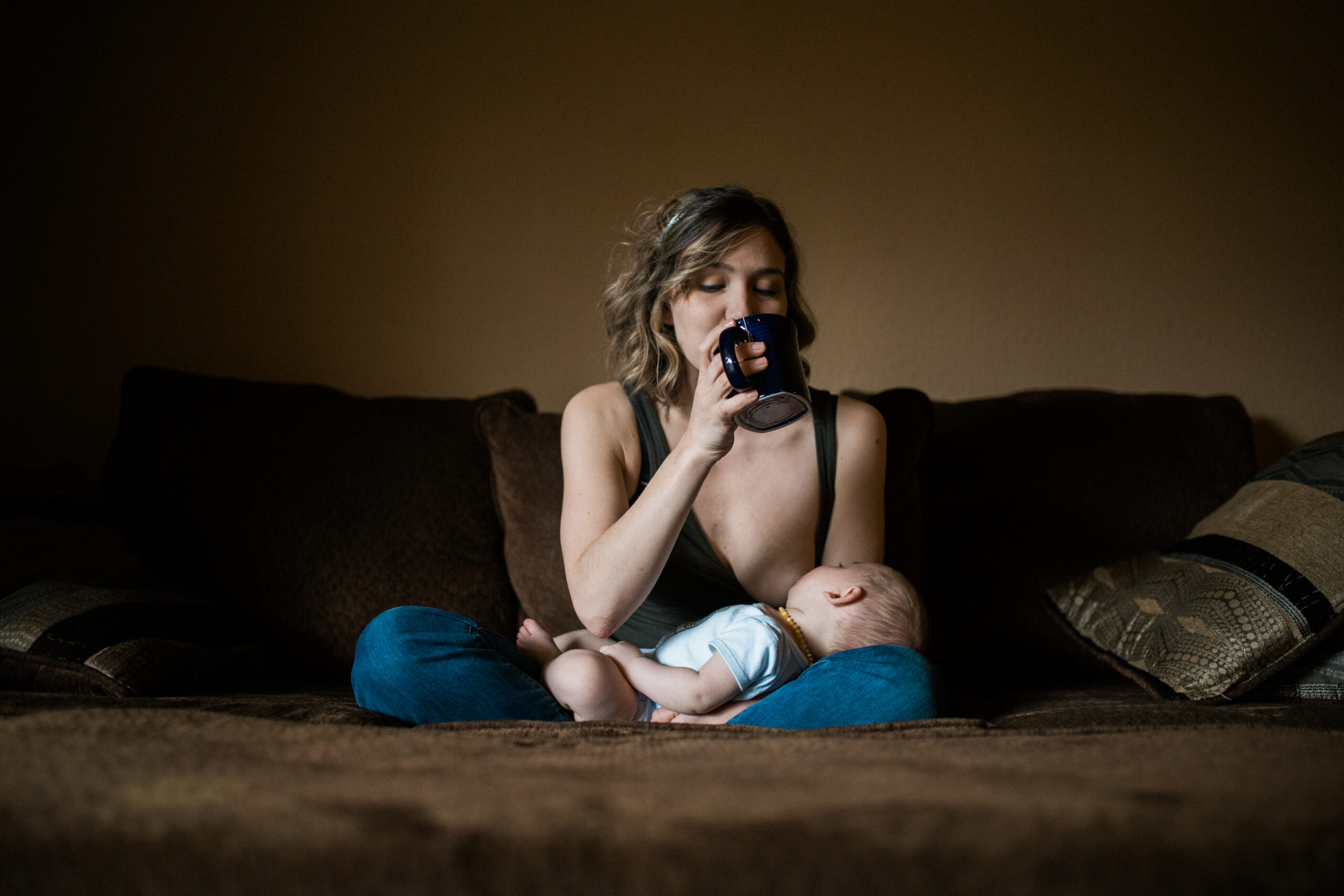 raleigh breastfeeding photographer